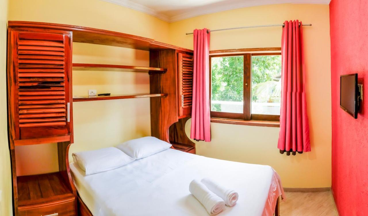 Hospedaria Vitoria Mar Ubatuba Buitenkant foto